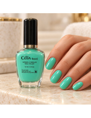VERNIS A ONGLES VERT D'EAU